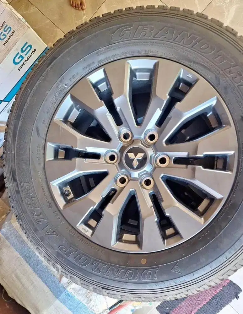 Velg ori mitsubishi triton R18 2024