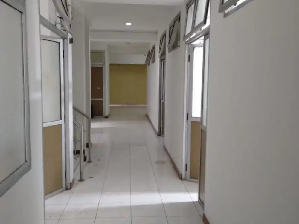 Ruko 4 LT Strategis Siap Pakai Area Suya Sumantri Bandung