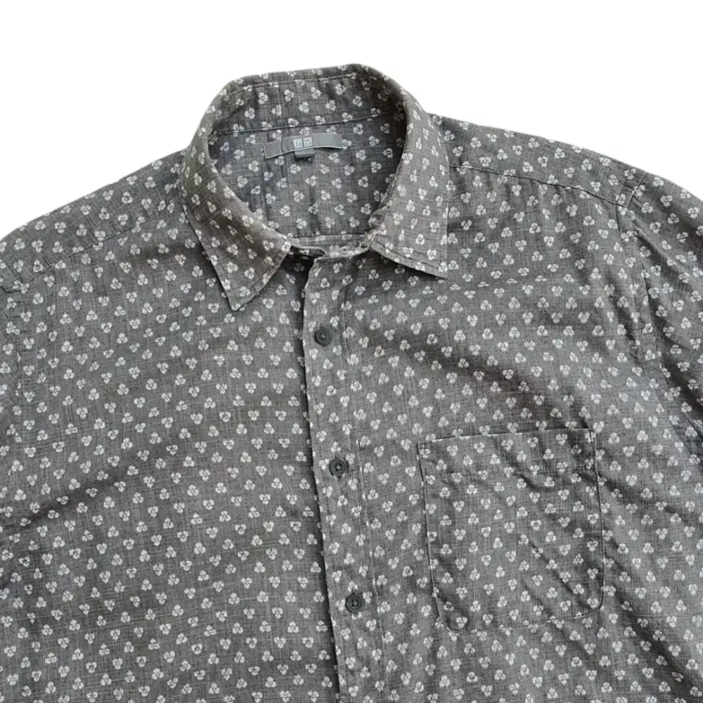 Kemeja Uniqlo size XL