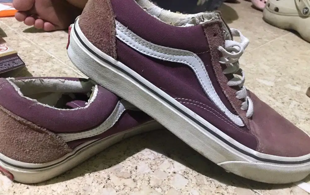 SEPATU VANS ORI Uk 39 KONDISI 90% minus box