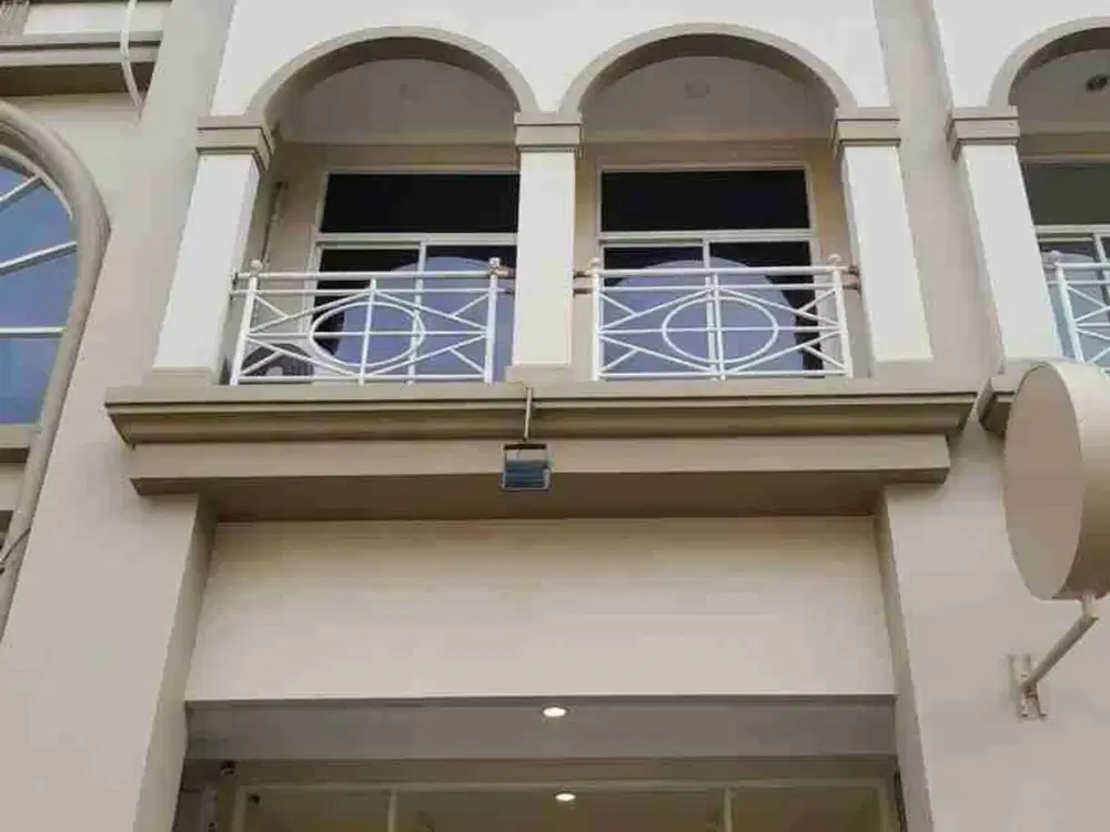 Di Jual Cepat Ruko Bangunan 3 Lantai di Galaxy Bekasi Selatan