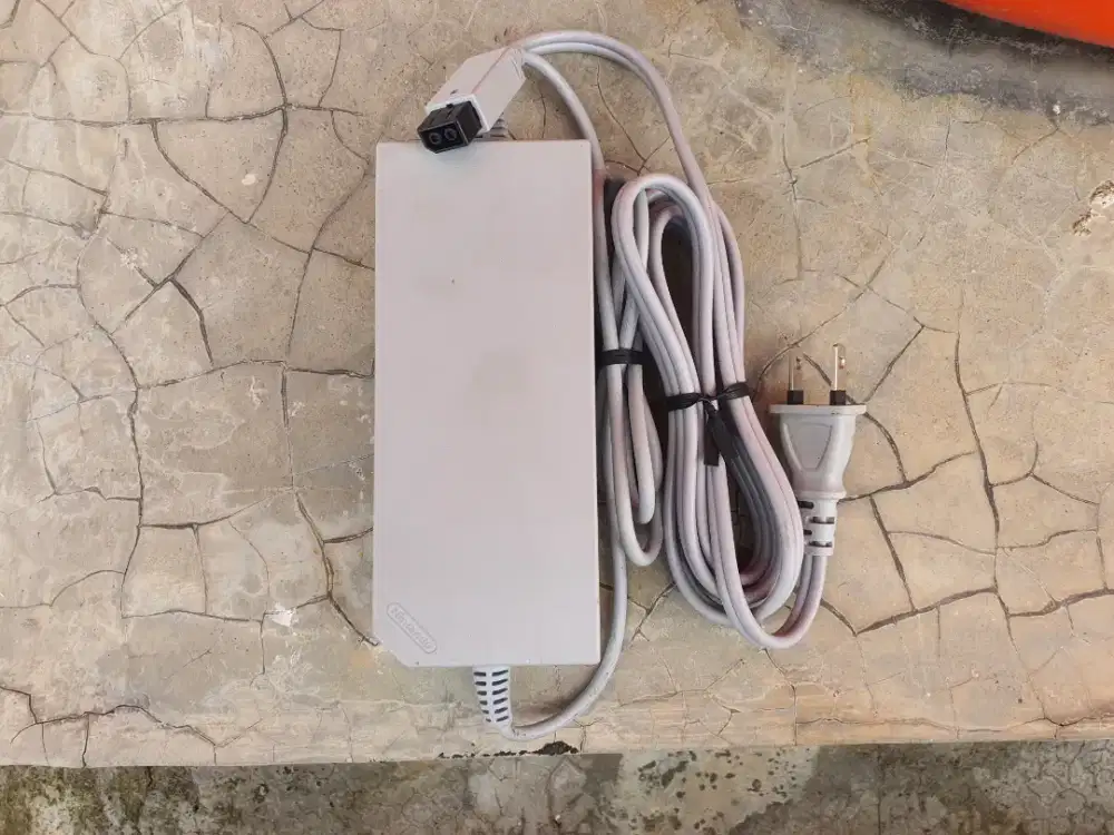 AC Adapter Nintendo Wii/Wii U Original Copotan