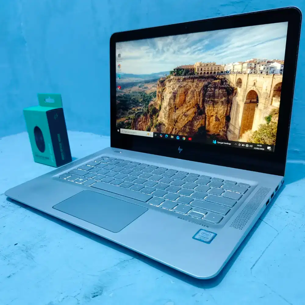 Laptop HP Envy Slim Core i5 Gen 7 Ram 8GB Win10 Siap pakai