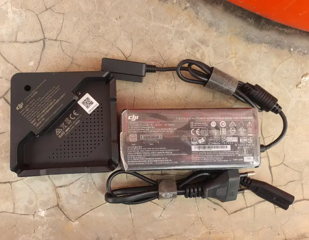 DJI Mavic Pro Part Battery Charging Hub dan AC Power Original Copotan