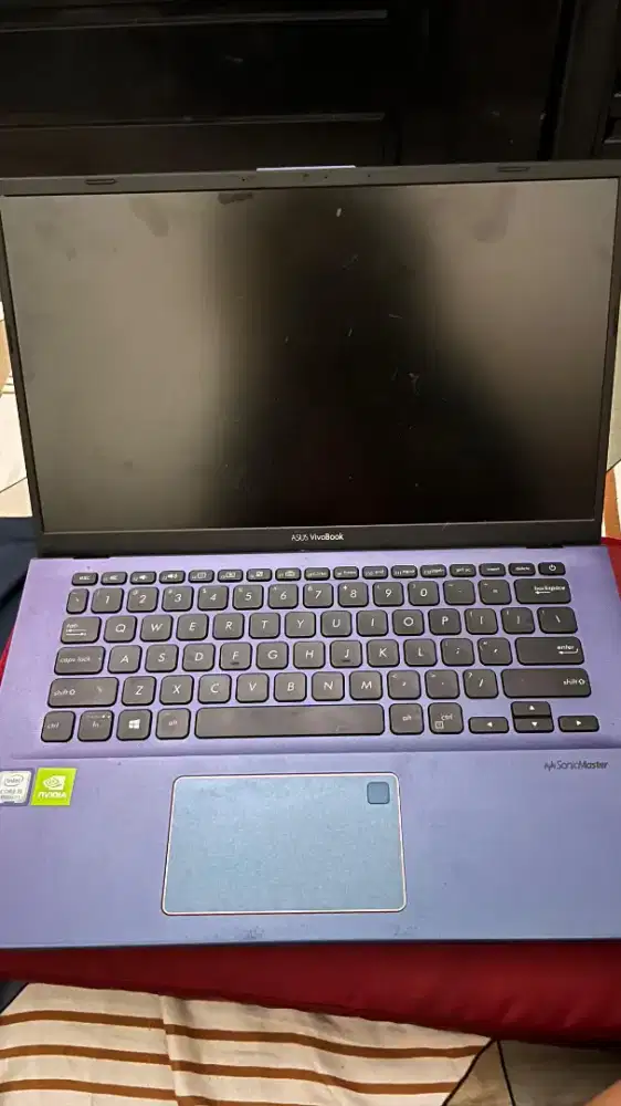 45Asus Vivobook minus pemakaian