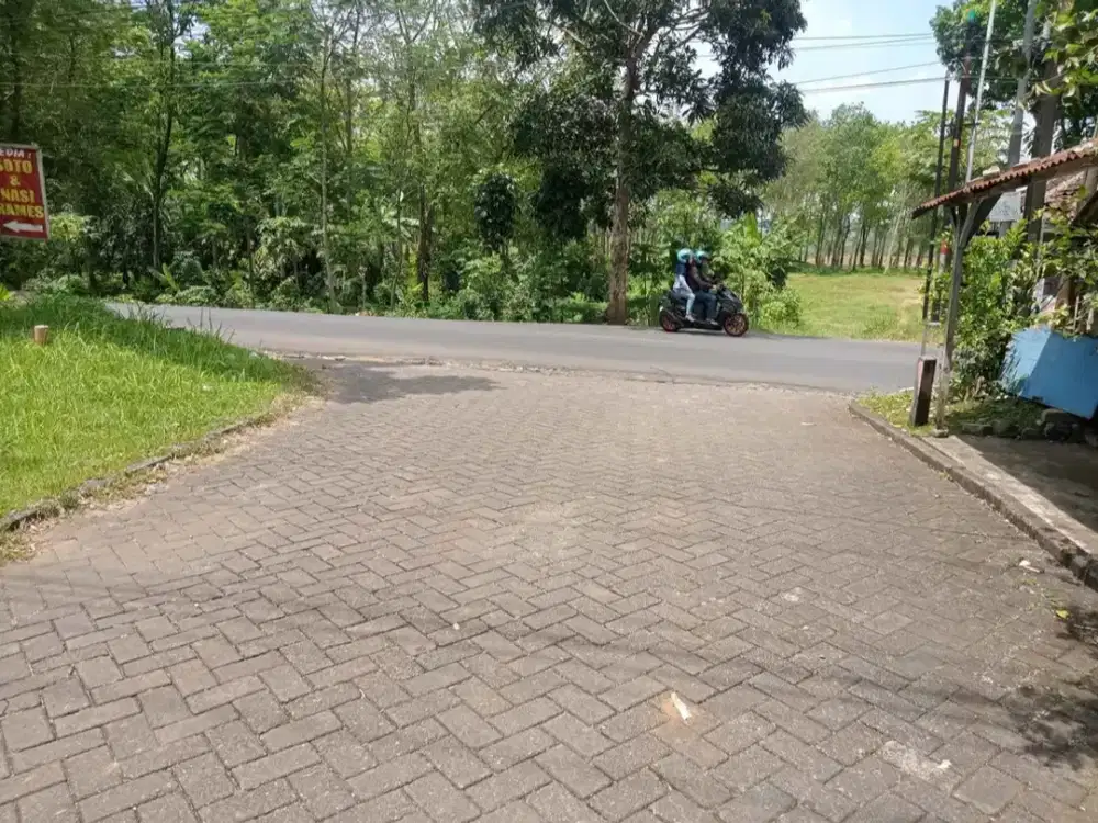 Tanah Kosong Kuning 2,7 ha di Tambangan Mijen, belakang Teras Bali & BSB Village