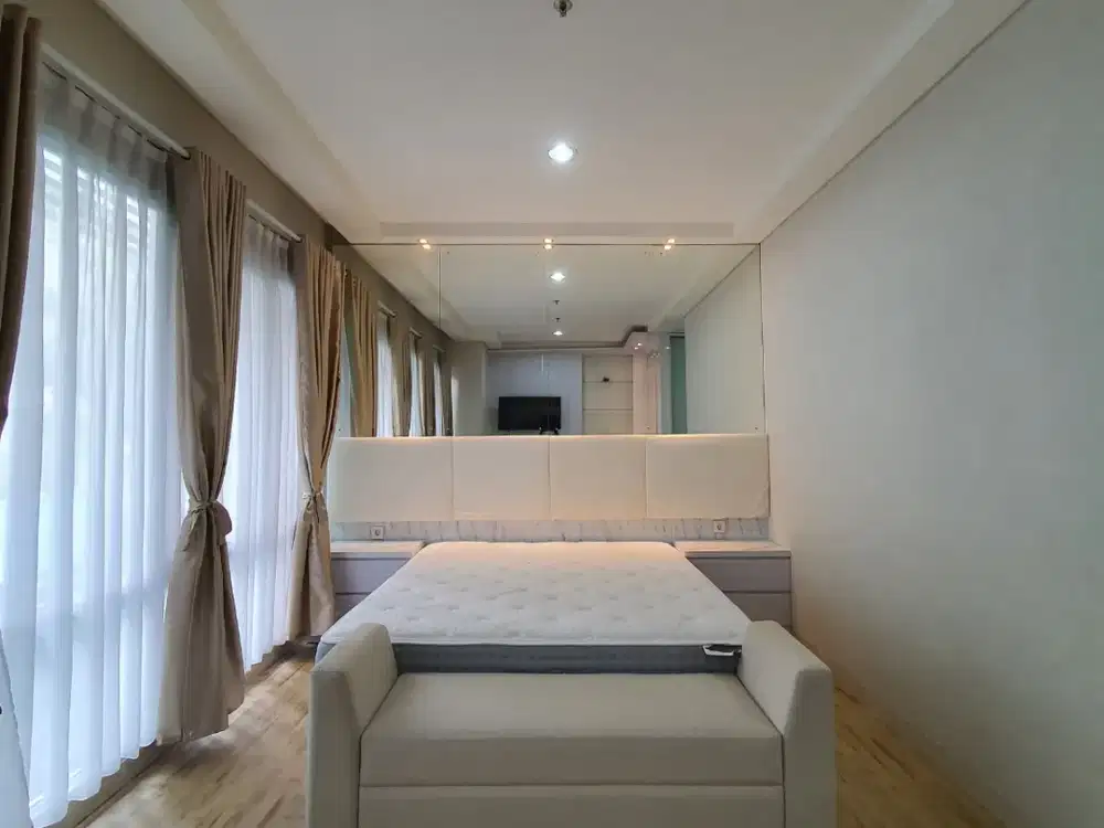 Dijual Town House Apartemen Puri Mansion Jakarta Barat - 4BR+1 Fully Furnished