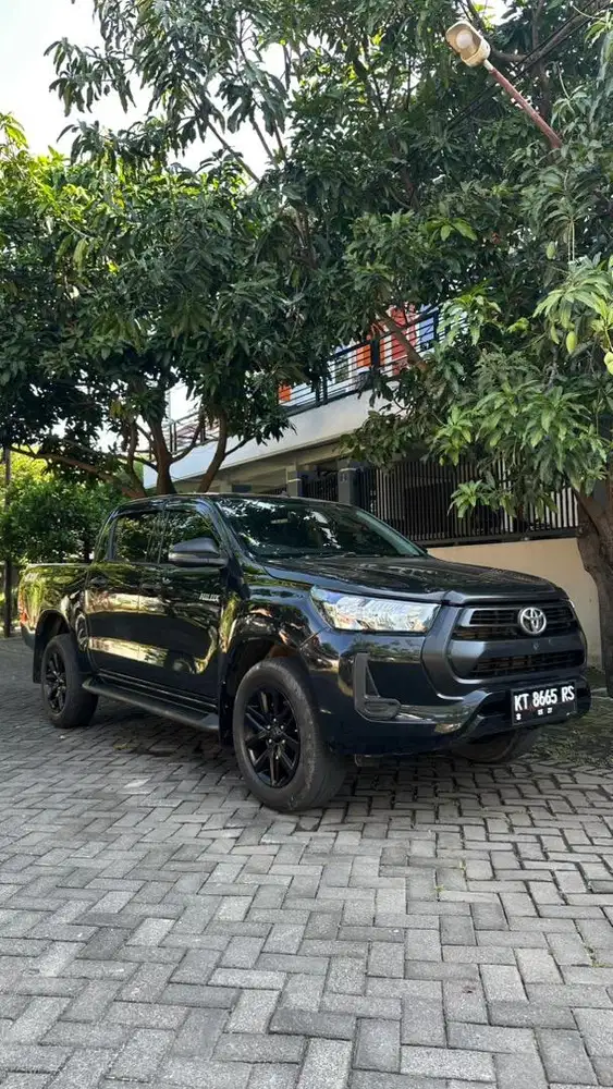 2022 TOYOTA Hilux ROCCO a/n pribadi 4x4 Typ e upgrade g