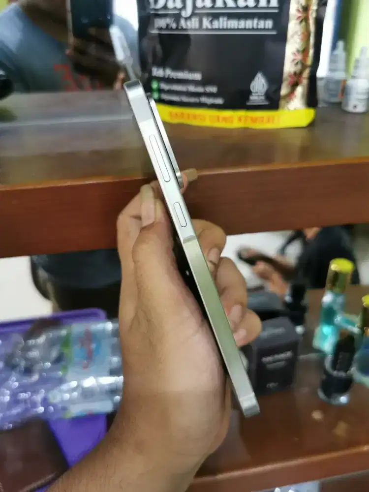 Samsung a56 12/256 gb