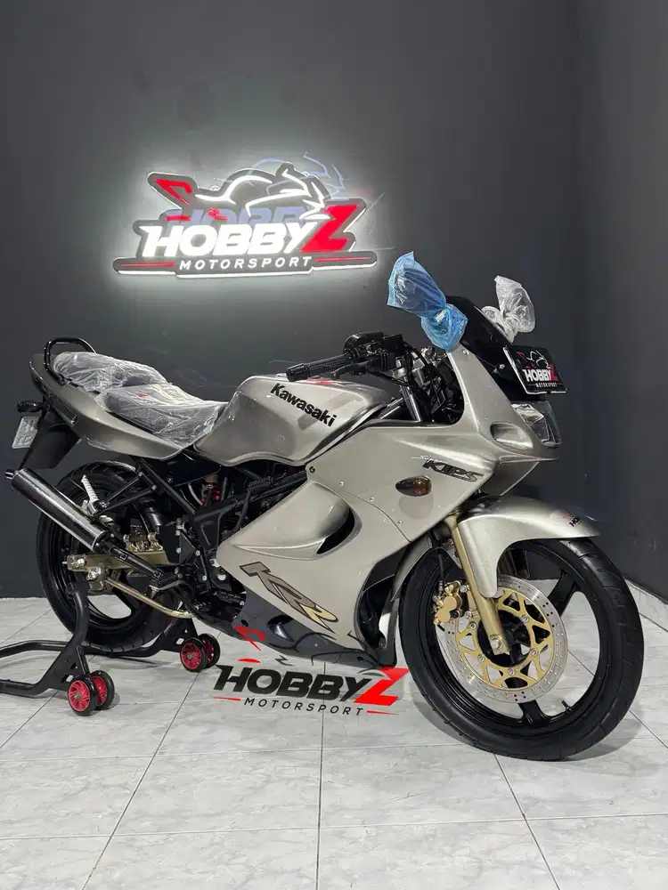 Kawasaki ninja 150RR cbu/zx-150RR 2003 asli silver originalan,pajak on