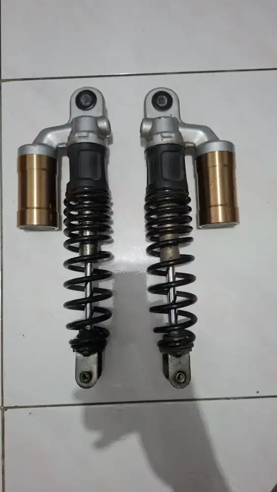 Shockbreaker Tabung Belakang B6Y YAMAHA NMAX NEW