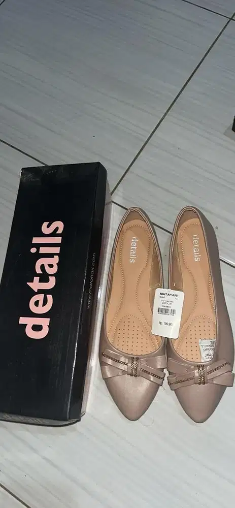 flatshoe details