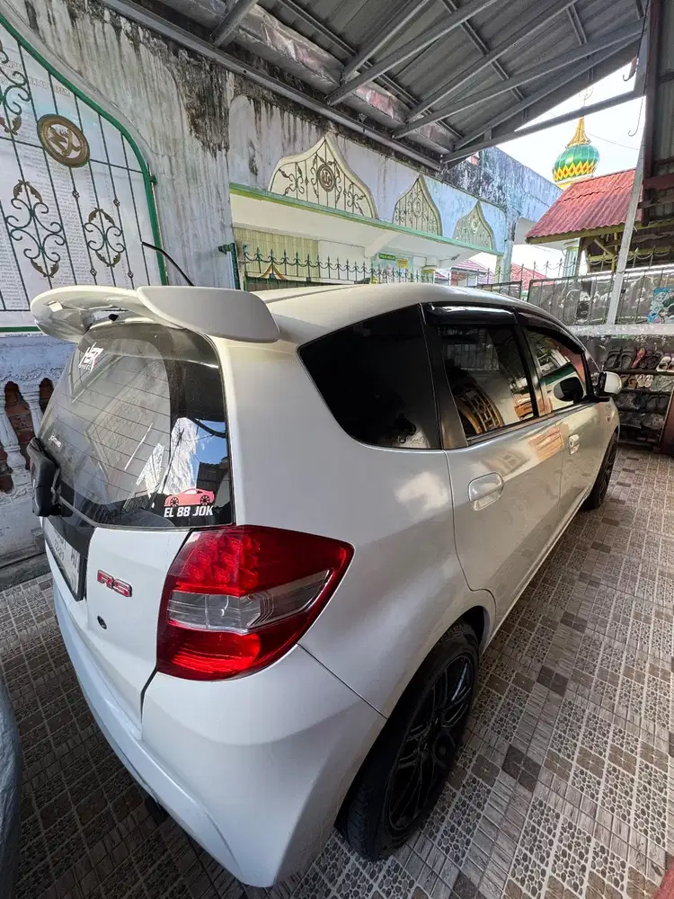 Dijual pemakaian pribadi Honda Jazz