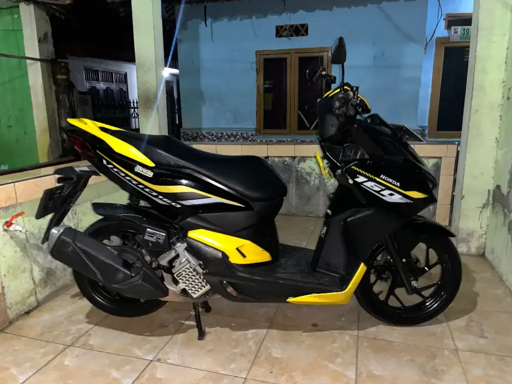 VARIO 160 CBS 2023