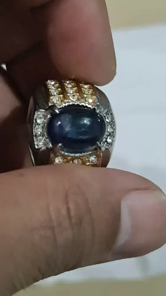 Natural blue safir