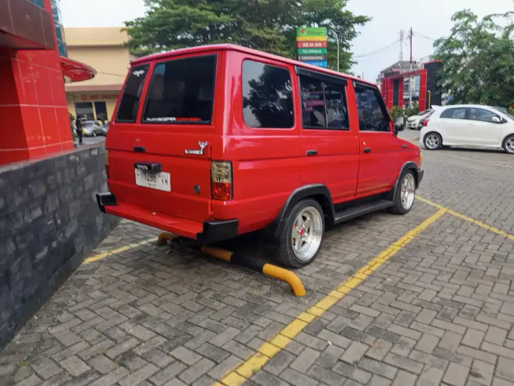 Toyota Kijang Standard KF42 1996