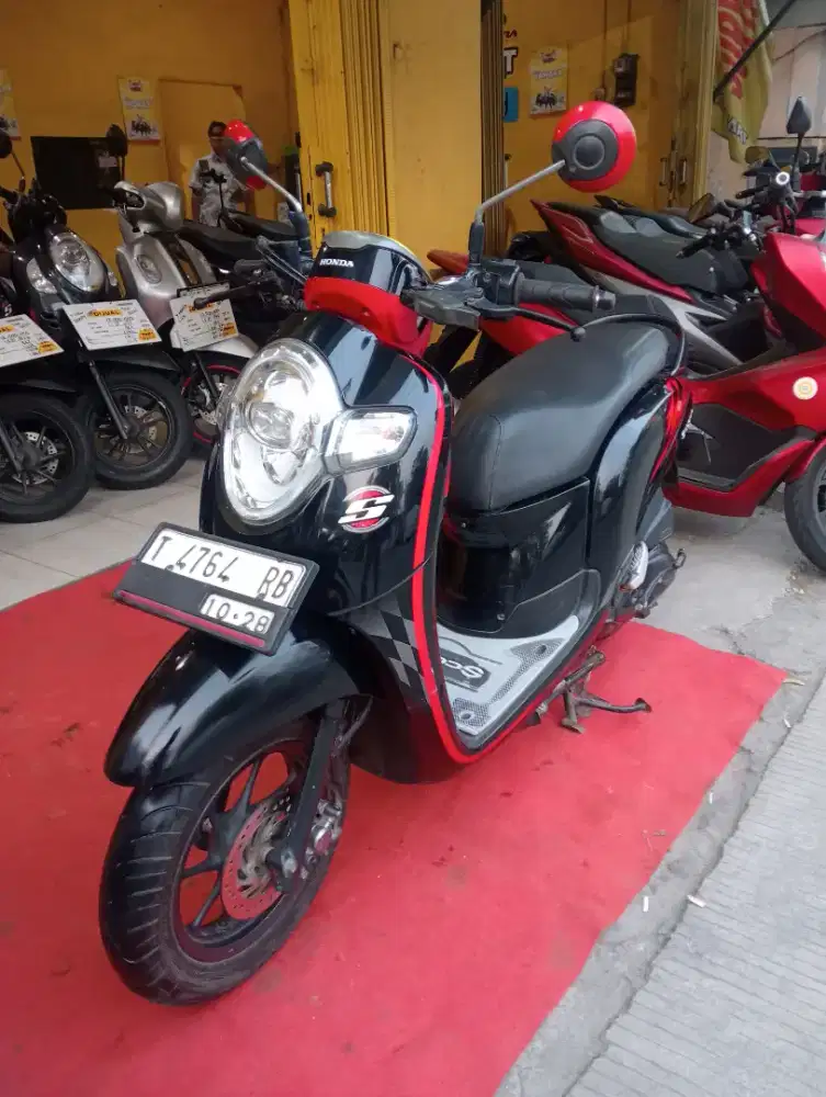 H. NEW Scoopy Sporty