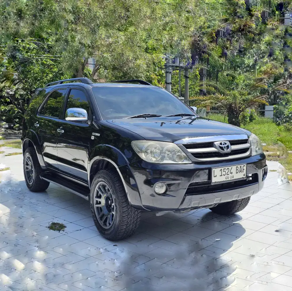 Toyota Fortuner G Luxury Bensin AT Sangat Terawat Siap Pakai