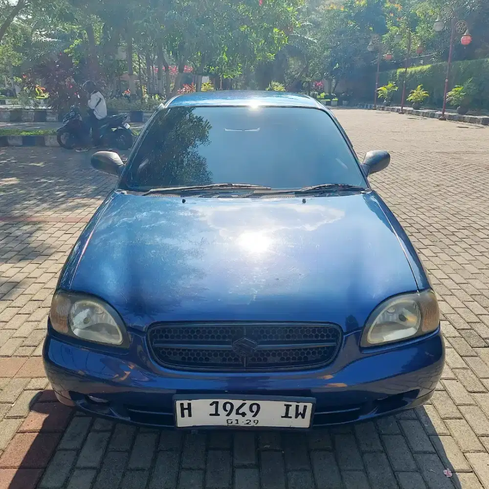 Suzuki baleno 1.5 millenium th 2000