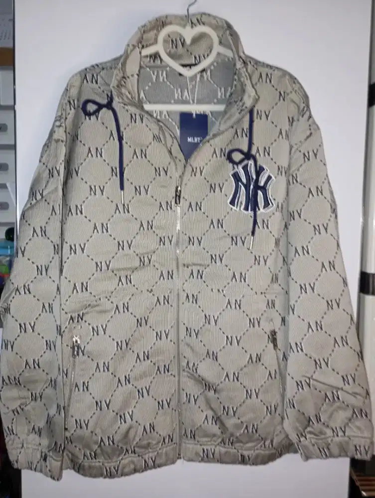 MLB Signature Classic Jacket (Outerwear Jacket Pria)
