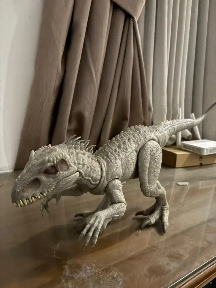 Jurassic world indominus rex Destroy 'N Devour