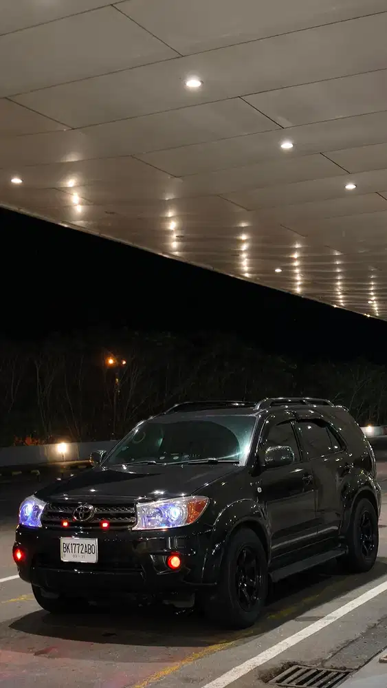 Toyota Fortuner 2007 Bensin