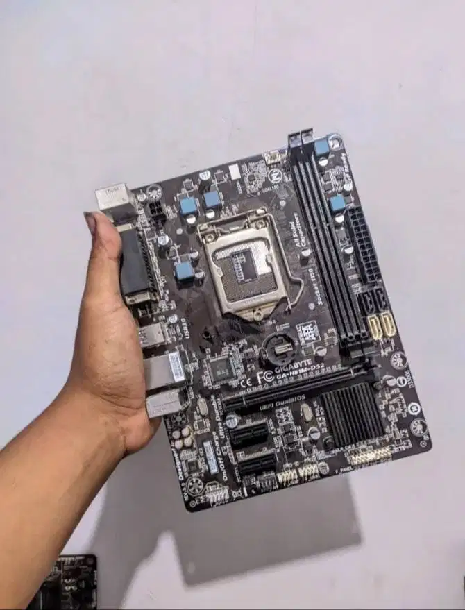 motherboard gigabyte H81M-DS2 socket 1150