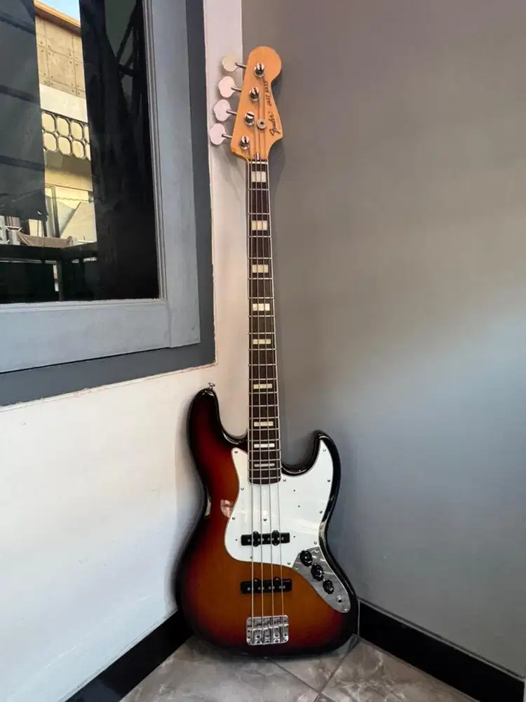 Fender Jazz Bass Japan RI 75