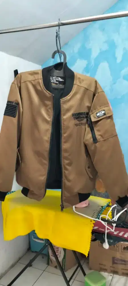 Jaket motor bomber