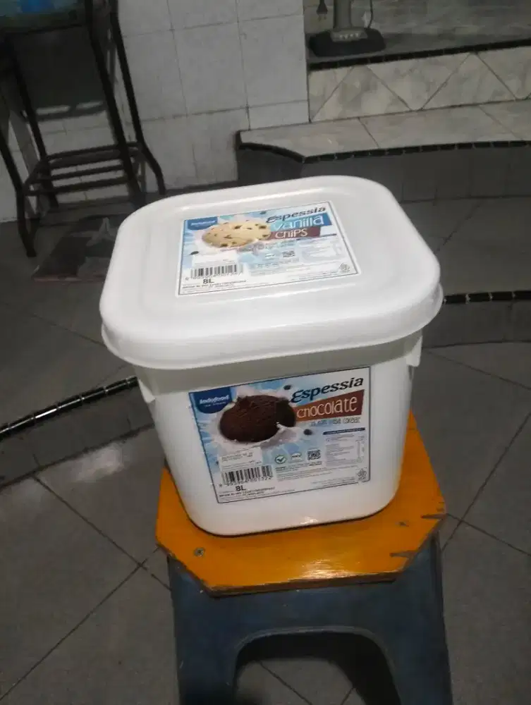 Wadah es krim 8 liter