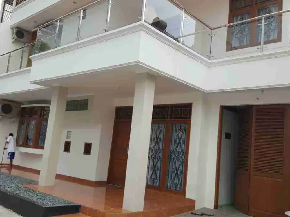 rumah siap huni di mampang prapatan jakarta selatan