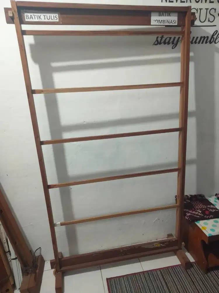 Rak/Gawangan Display Barang (Kain, Baju, Rencengan dll)