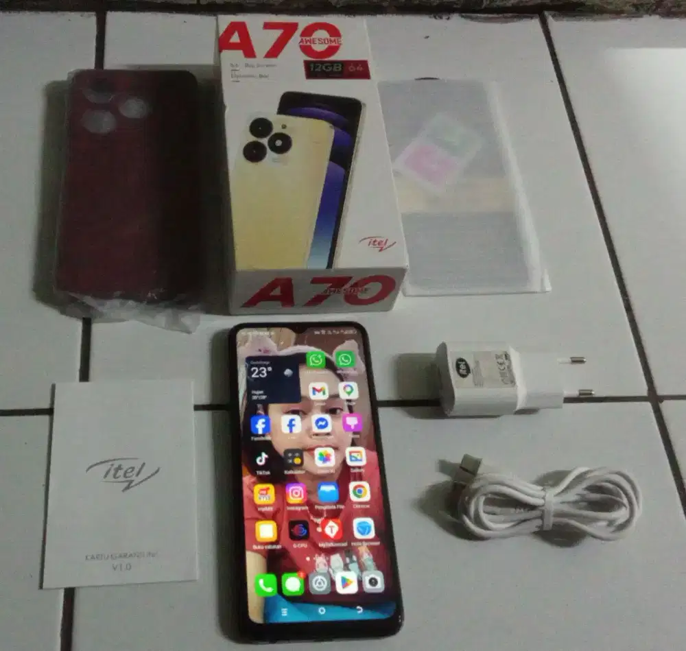 Itel A70 (2025)
Ram 8gb (4gb+4gb)
Rom 64gb
Black Edition FULSET