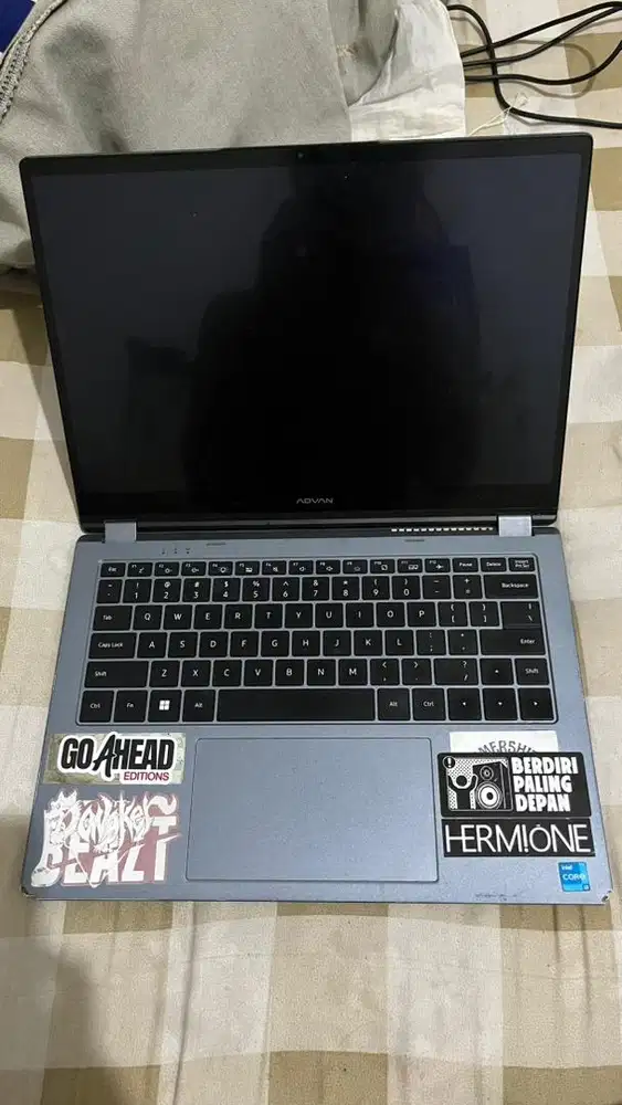 ADVAN 360 Stylus PRO Intel Core i3