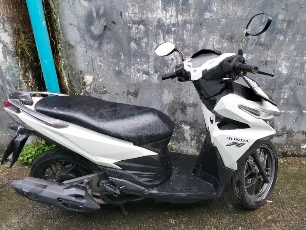 Dijual Honda Vario tahun 2015