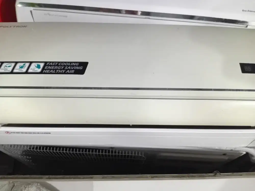 Ac  1/2 pk merk Polytron, oti semua. 1.300.000. Unit saja.