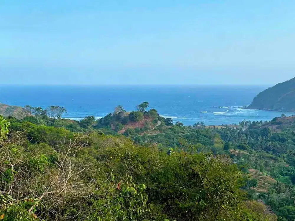 Tanah Premium 7 Hektar Dekat Kuta Mandalika – View Laut & Sunset, SHM, Cocok untuk Villa, Hotel & Investasi