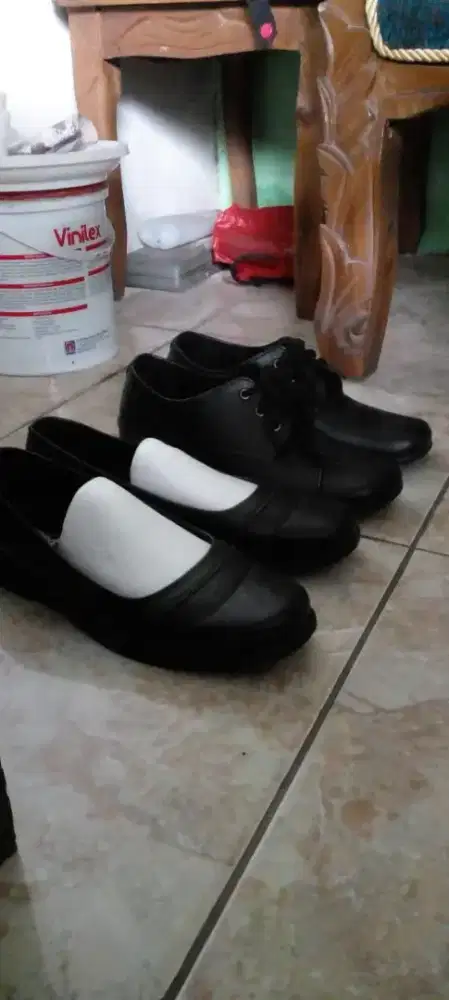[PROMO] Sepatu Pantofel Wanita - Dapat 2 Pasang Cuma 200rb (Like New!)