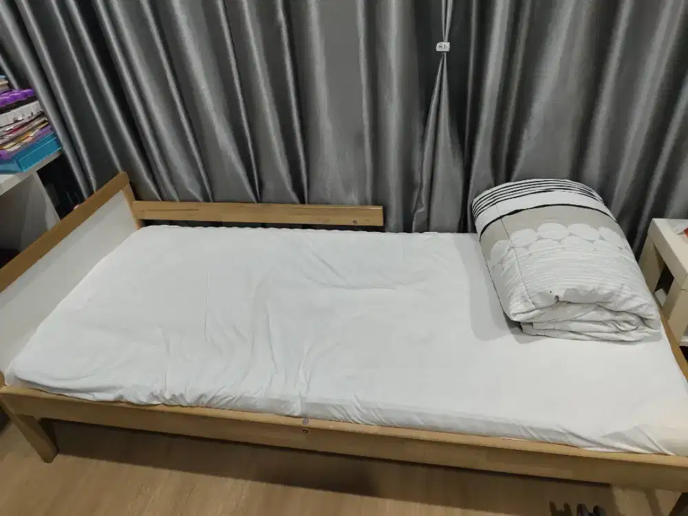 Kasur + dipan single ikea