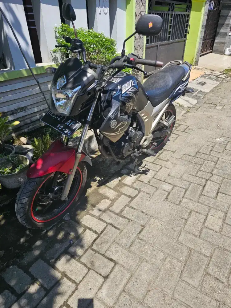 Jual Scorpio LE 2014