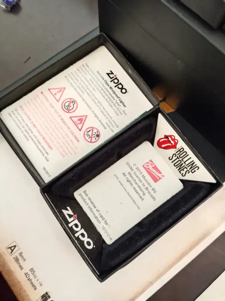 Dus Zippo Rolling Stone