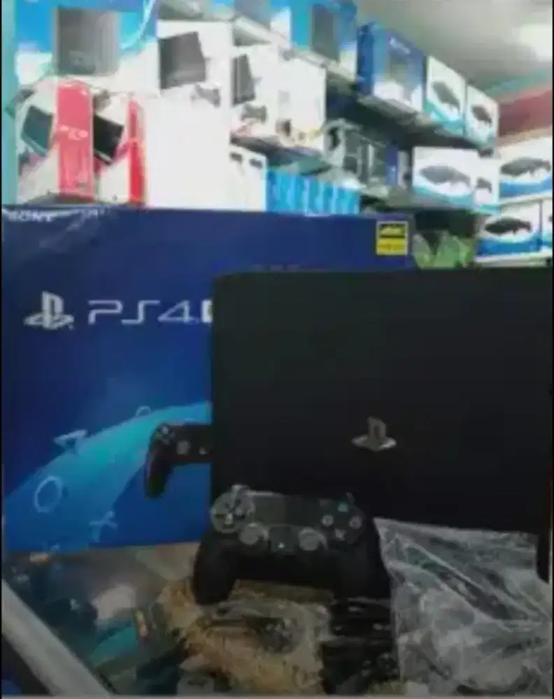 Ps4 pro  hard is 1 tb  fw 900 full game