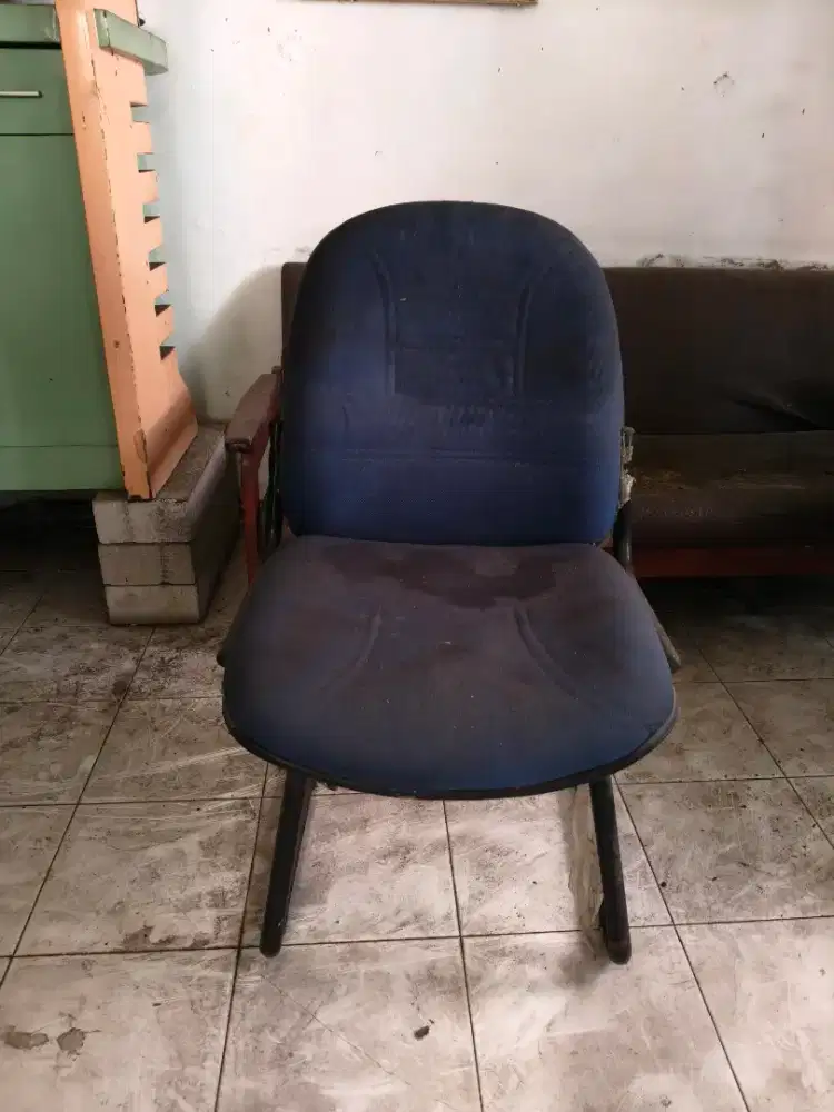 Bangku Kerja Bekas