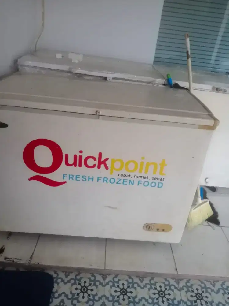 Dijual 3 buah freezer bekas pakai
