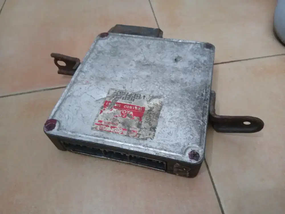 ECU toyota Corona
