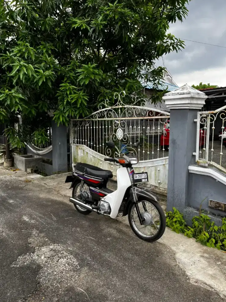 Dijual Astra Grand