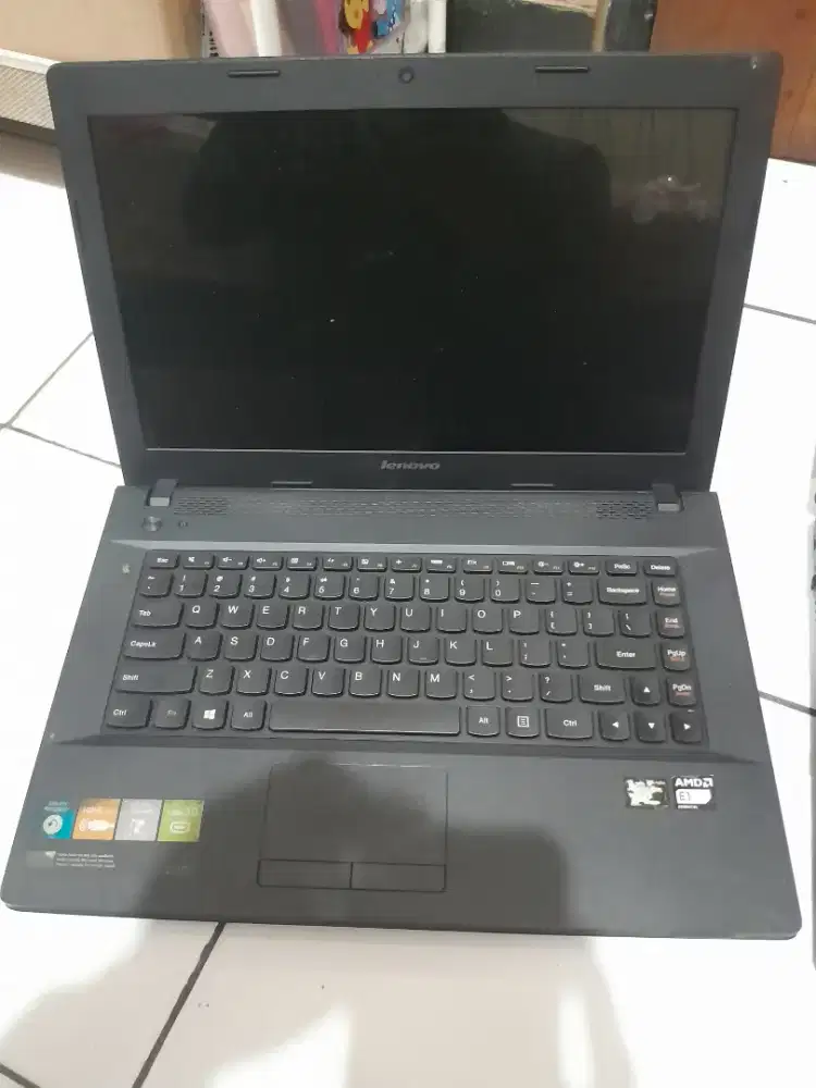 jual 2 laptop kondisi normal tdk ada dus dan charger.seadanya no tipu2