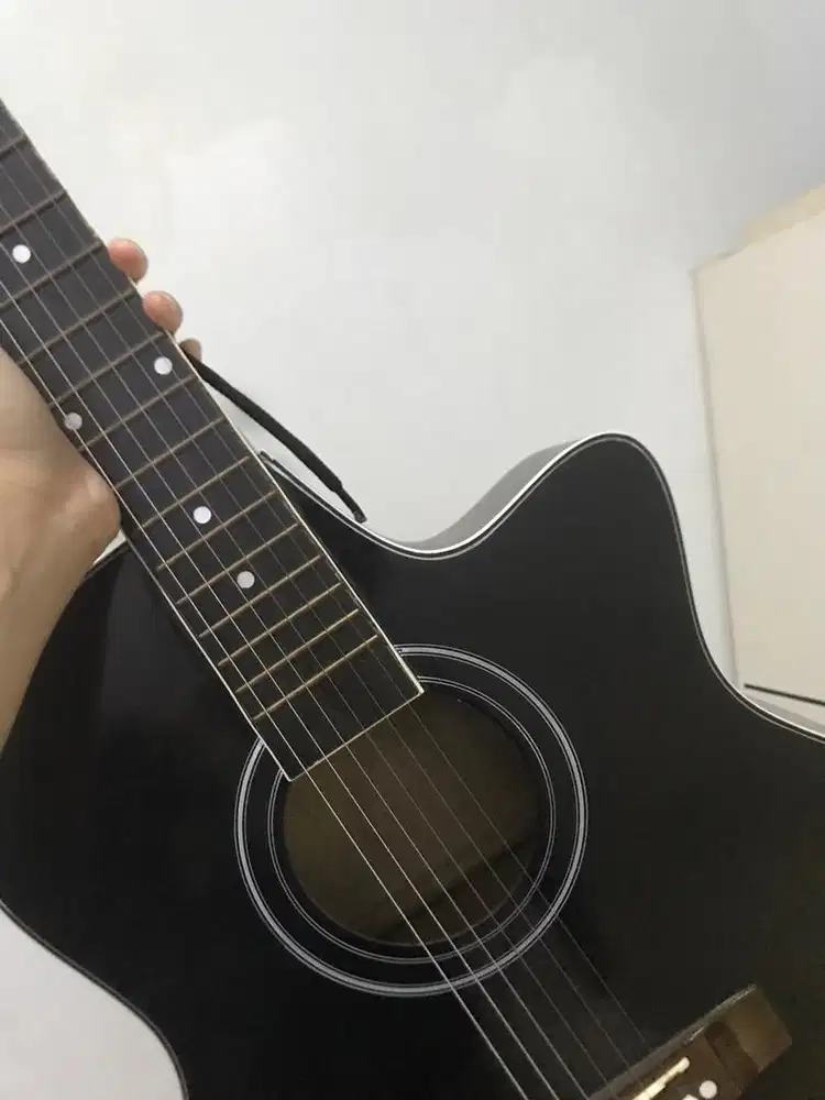 DIJUAL CEPAT GITAR