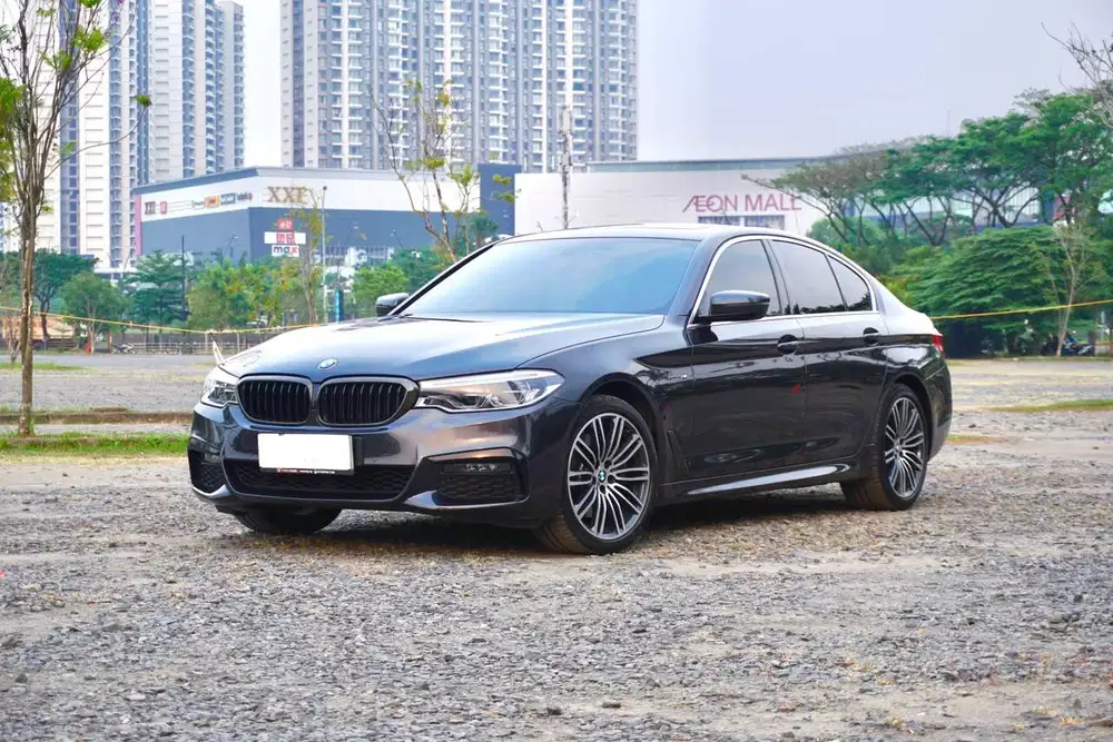 BMW 530i G30 MSport B48 2019 / 2020 Grey Abu Mulus Terawat DP Ringan