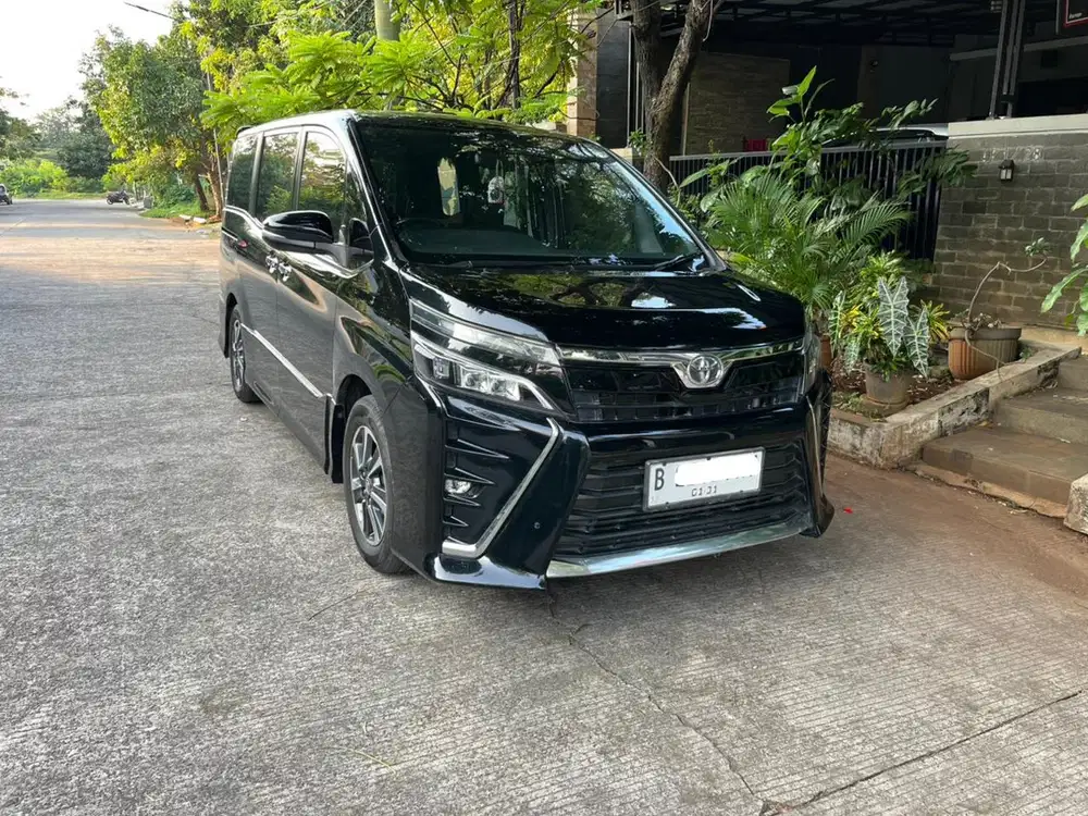 Toyota Voxy 2021 Nik 2020